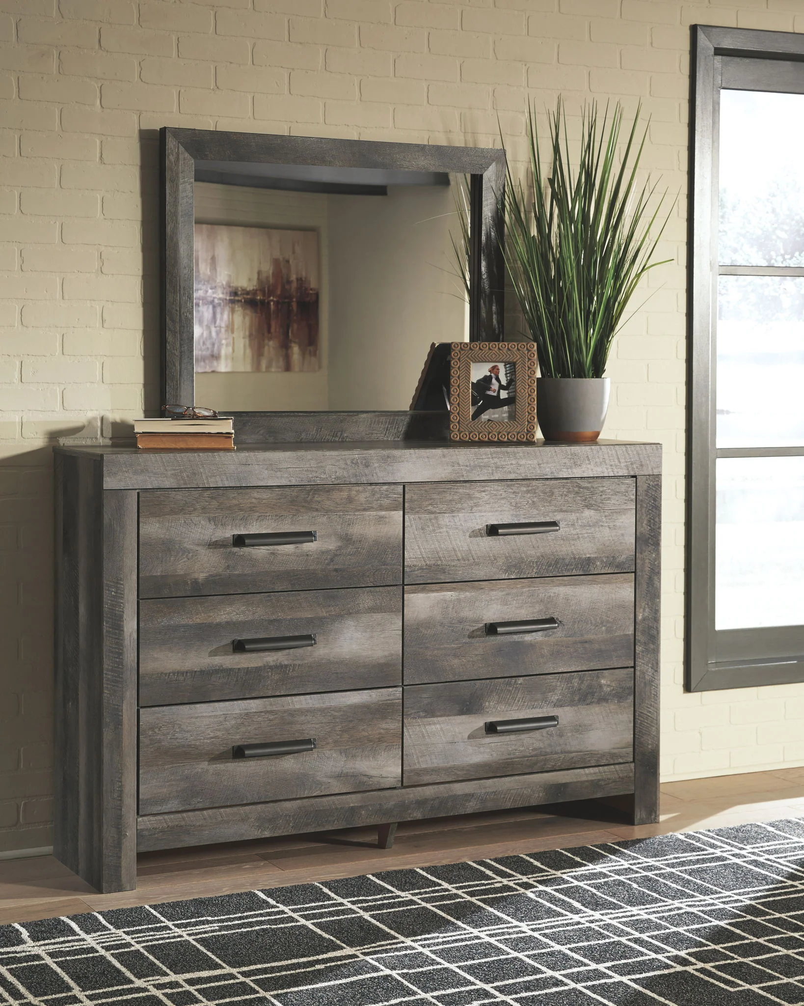 Wynnlow - Gray - Dresser, Mirror - Image 2