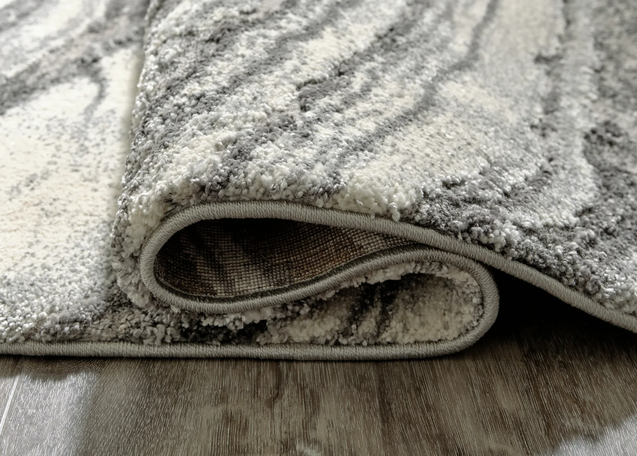 Wysdale - Ivory / Gray - Large Rug - 8' x 10' - Image 3
